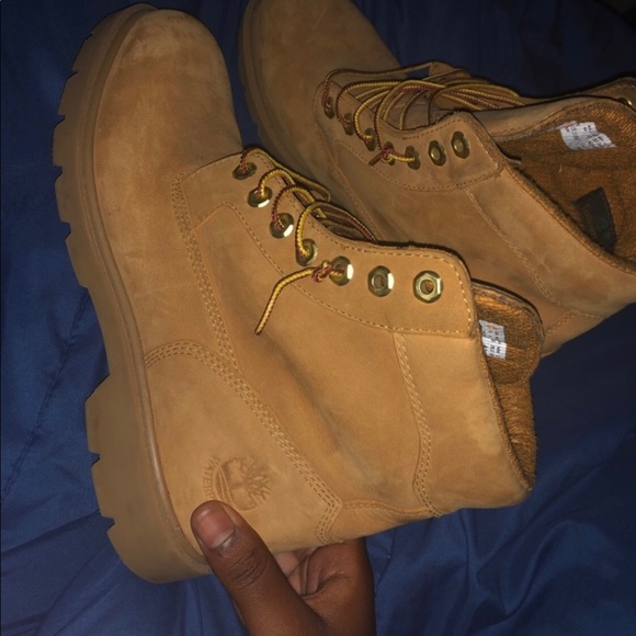 water proof timberlands - Picture 1 of 1